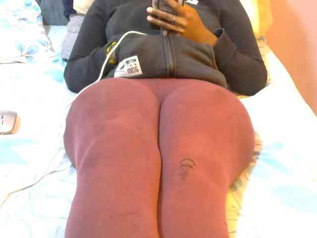 Winnie112 webcam