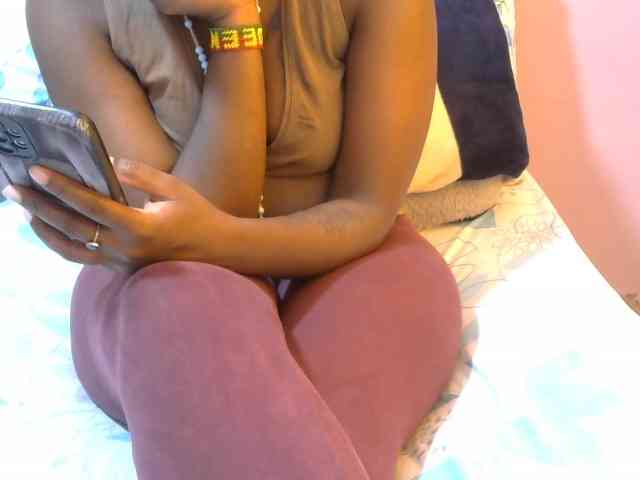 Winnie112 webcam