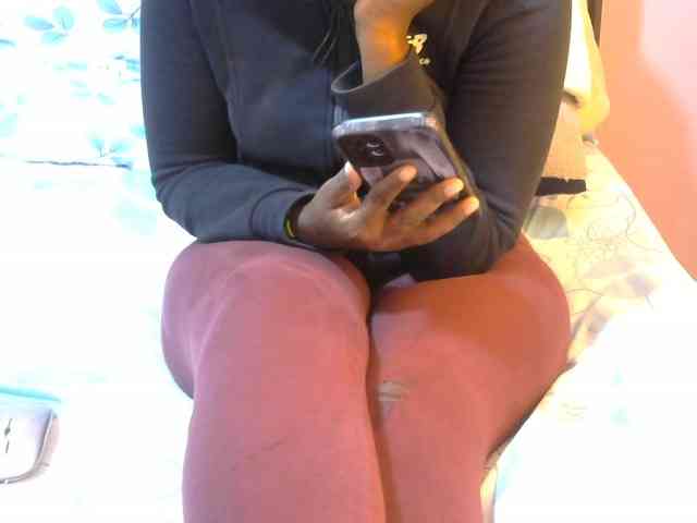 Winnie112 webcam