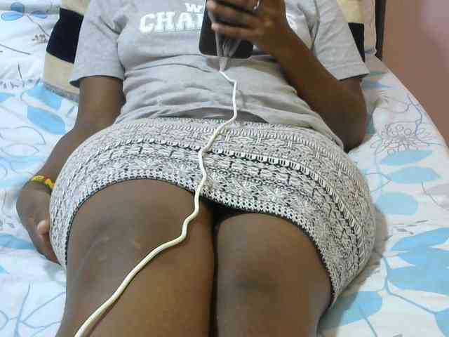 Winnie112 webcam