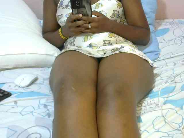 Winnie112 webcam