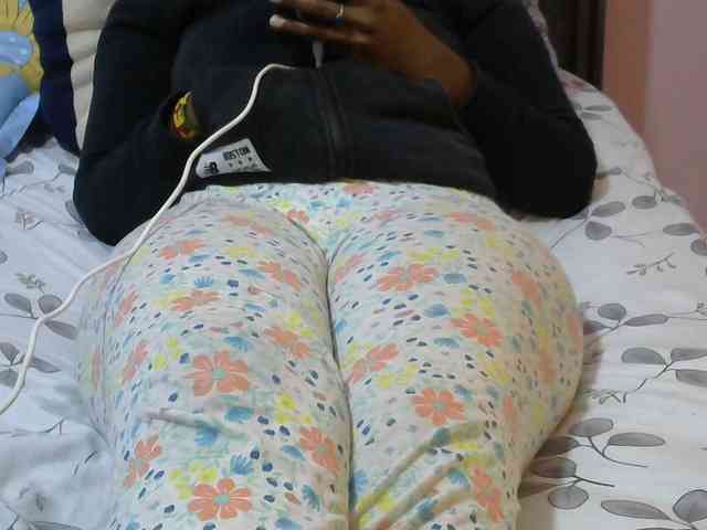 Winnie112 webcam