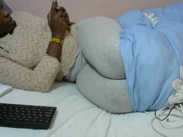 Winnie112 webcam