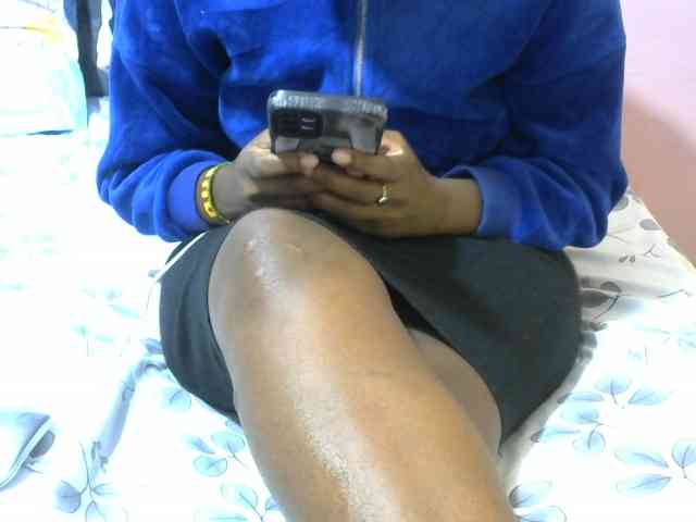 Winnie112 webcam