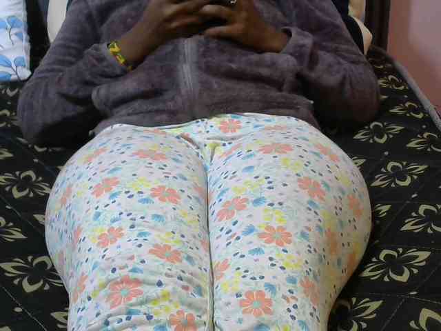 Winnie112 webcam