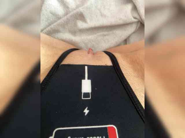 ViktoriaQueen-1 webcam