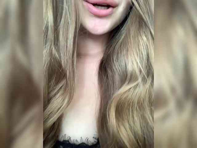 Loveeeee2020 webcam