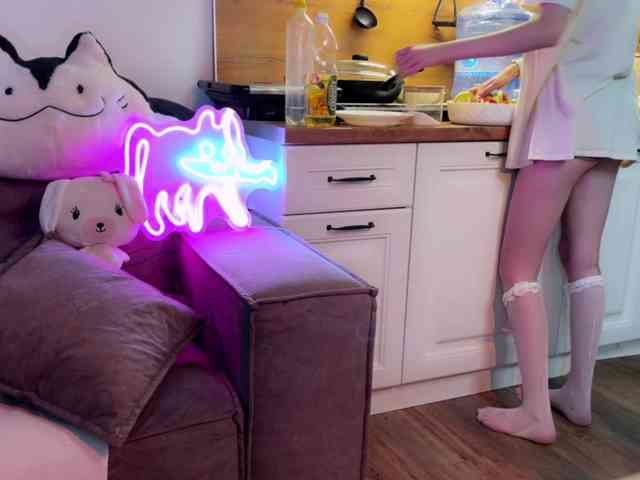 Alisa-Cheshirovna webcam