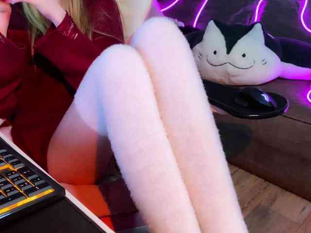 Alisa-Cheshirovna webcam