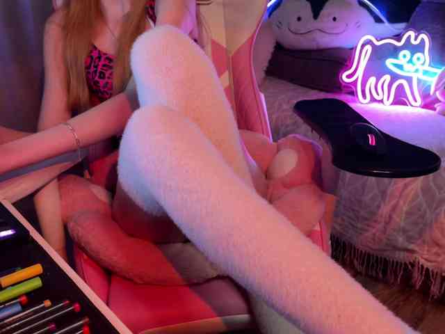 Alisa-Cheshirovna webcam