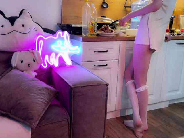 Alisa-Cheshirovna webcam