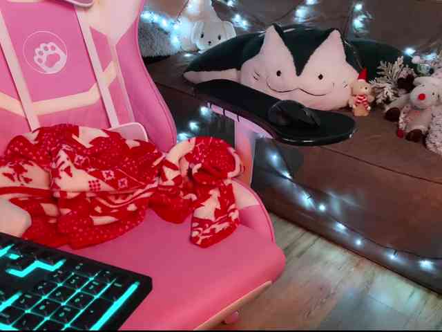 Alisa-Cheshirovna webcam