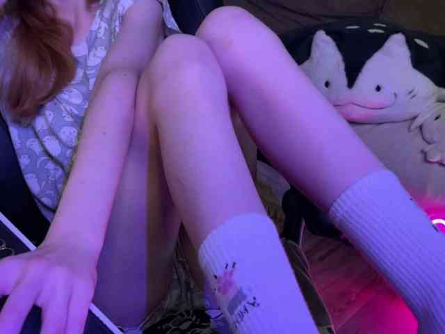 Alisa-Cheshirovna webcam