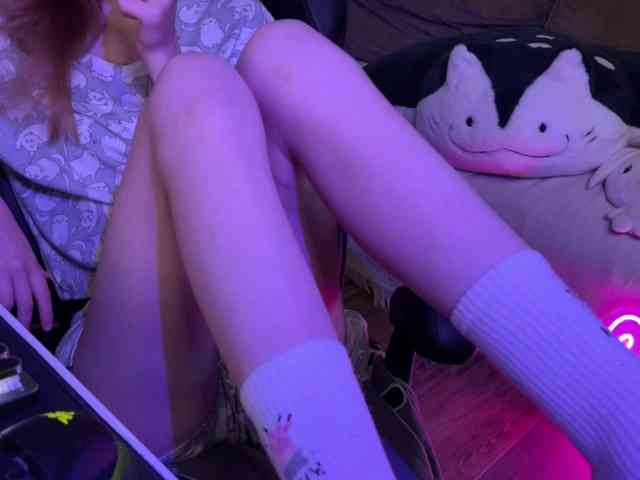 Alisa-Cheshirovna webcam