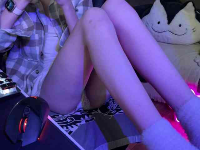 Alisa-Cheshirovna webcam