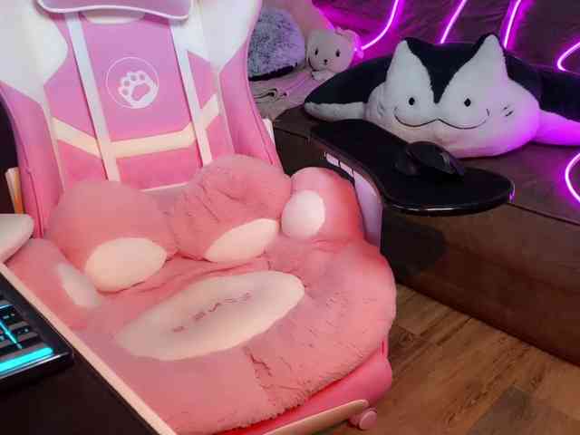 Alisa-Cheshirovna webcam