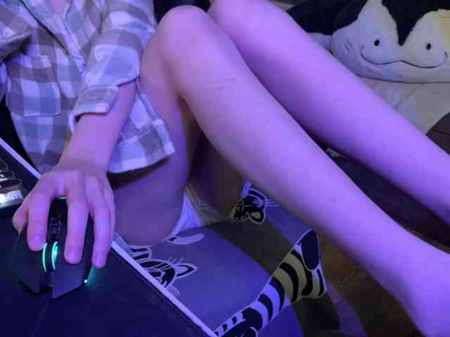 Alisa-Cheshirovna webcam
