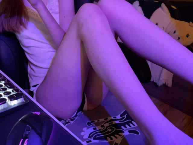 Alisa-Cheshirovna webcam