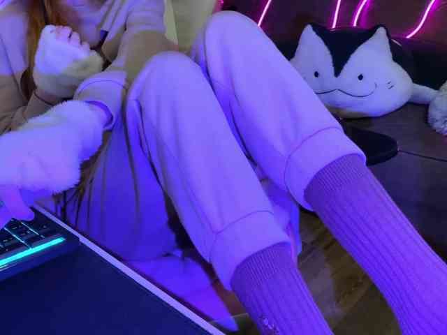 Alisa-Cheshirovna webcam