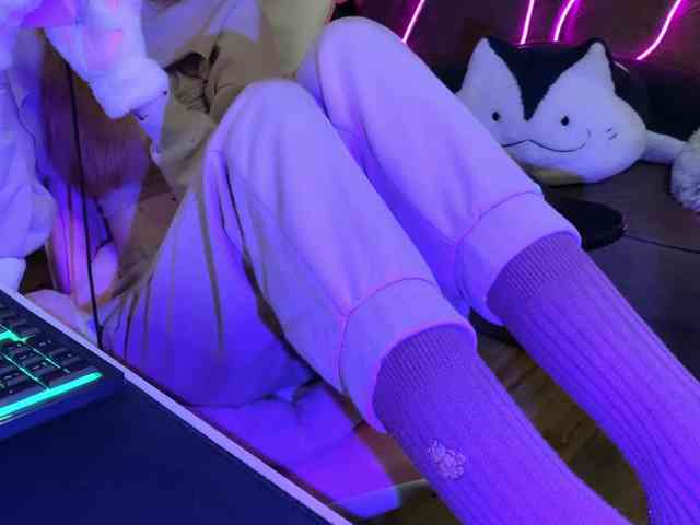 Alisa-Cheshirovna webcam