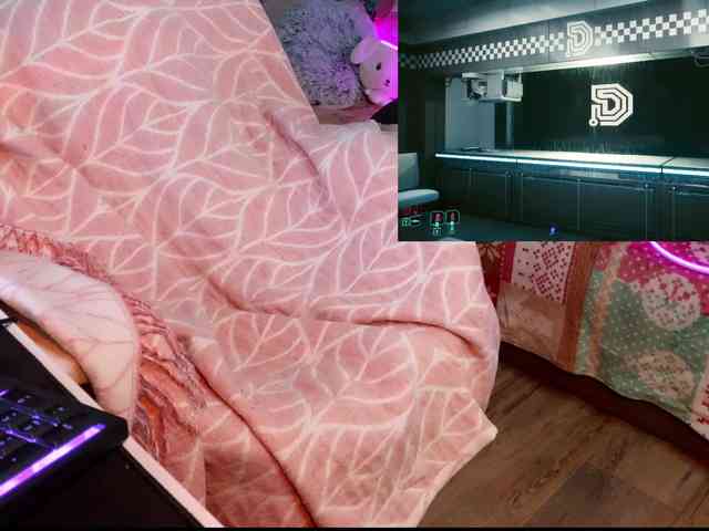 Alisa-Cheshirovna webcam