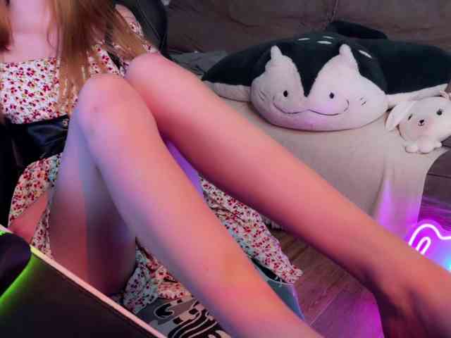 Alisa-Cheshirovna webcam