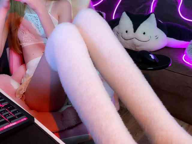 Alisa-Cheshirovna webcam