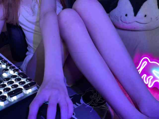 Alisa-Cheshirovna webcam