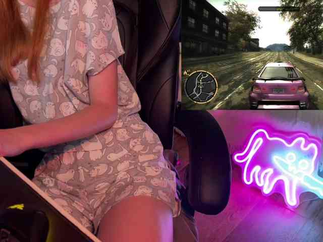 Alisa-Cheshirovna webcam