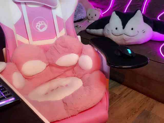 Alisa-Cheshirovna webcam