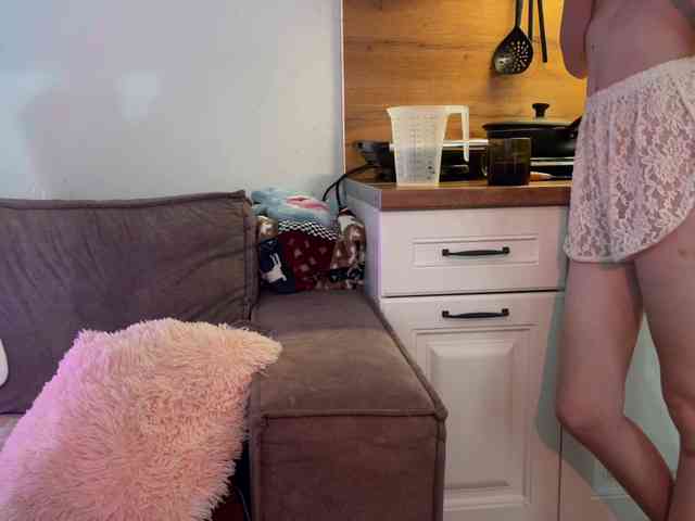 Alisa-Cheshirovna webcam