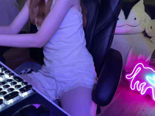 Alisa-Cheshirovna webcam