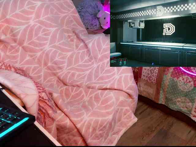 Alisa-Cheshirovna webcam