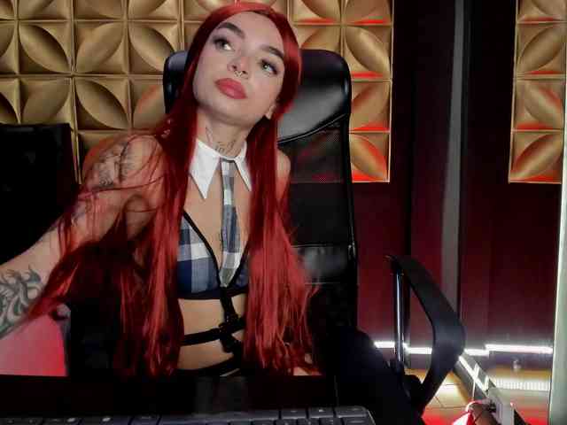 Scarlettvelvet webcam