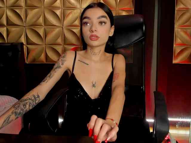 Scarlettvelvet webcam