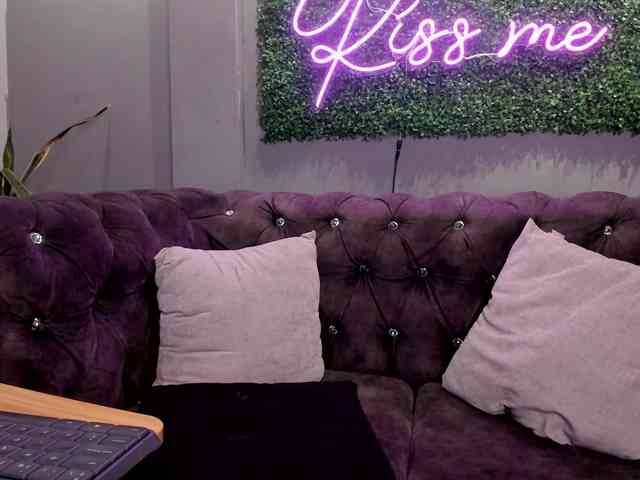 Scarlettvelvet webcam