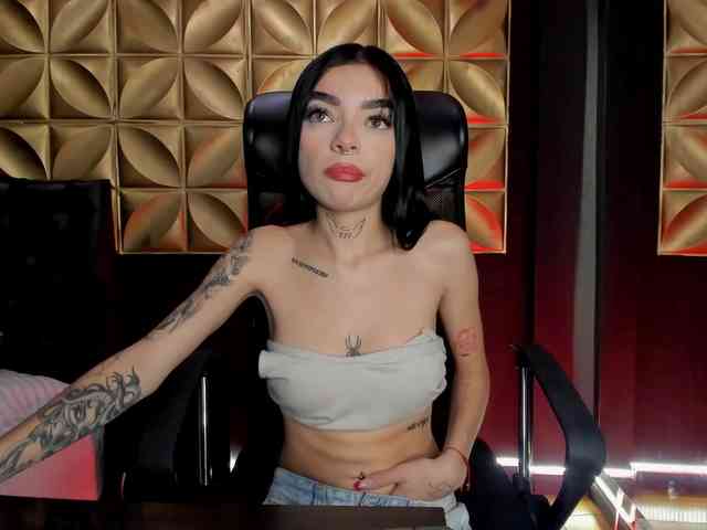 Scarlettvelvet webcam