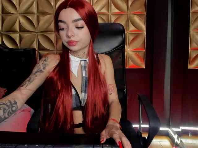 Scarlettvelvet webcam