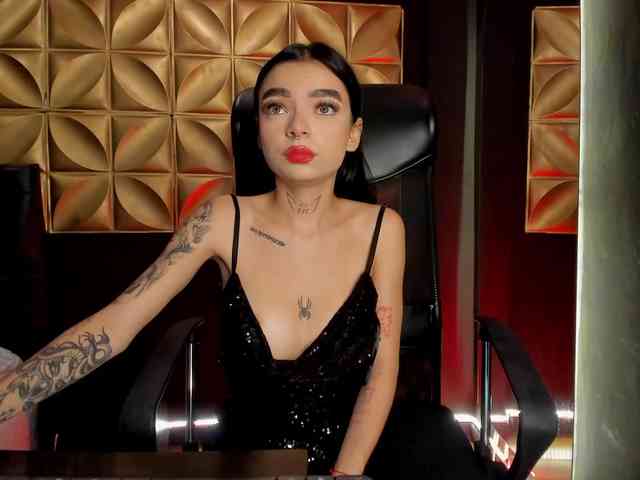 Scarlettvelvet webcam