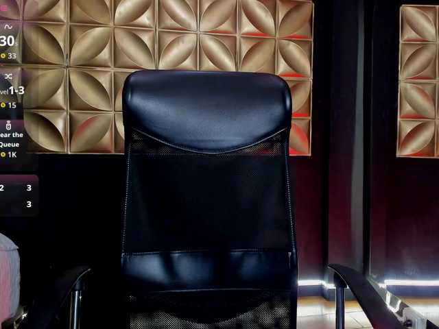 miacollins cam belle