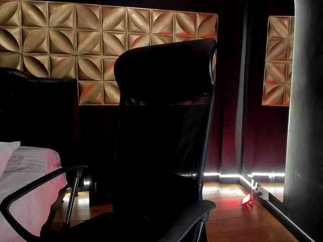 miacollins miacollins