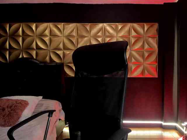 miacollins miacollins