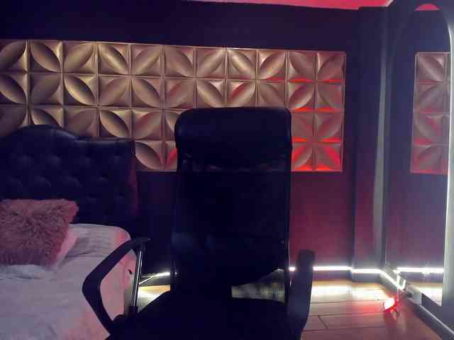 miacollins miacollins