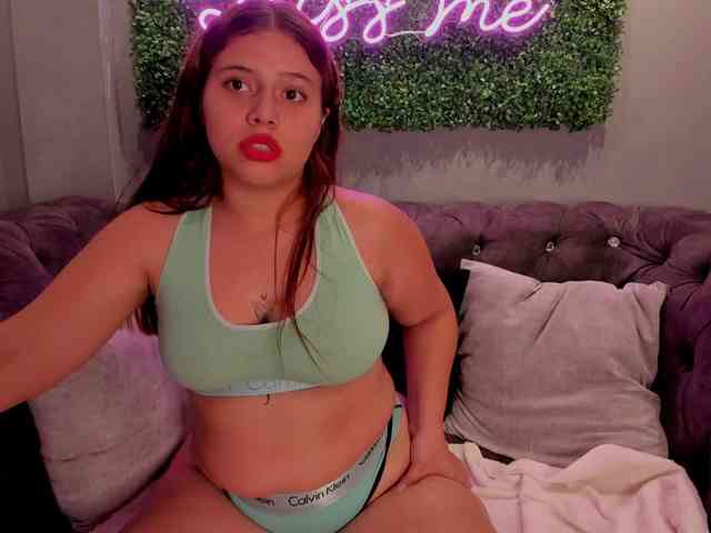 miacollins webcam