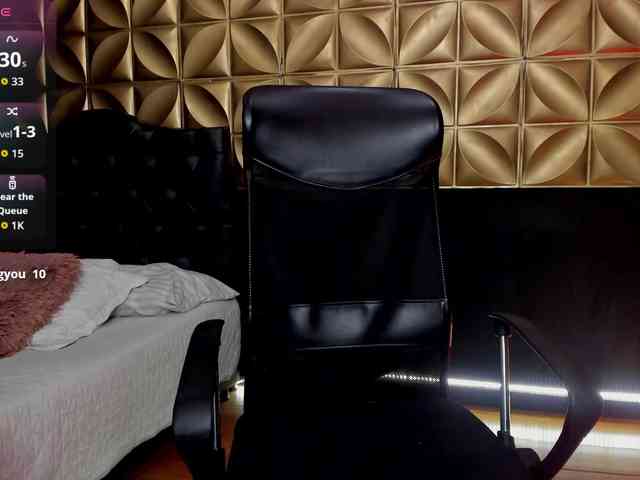 miacollins miacollins