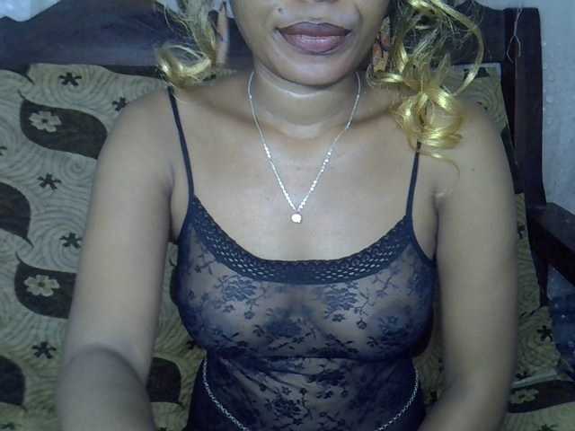 LatishaForYou webcam bongacams model stream image