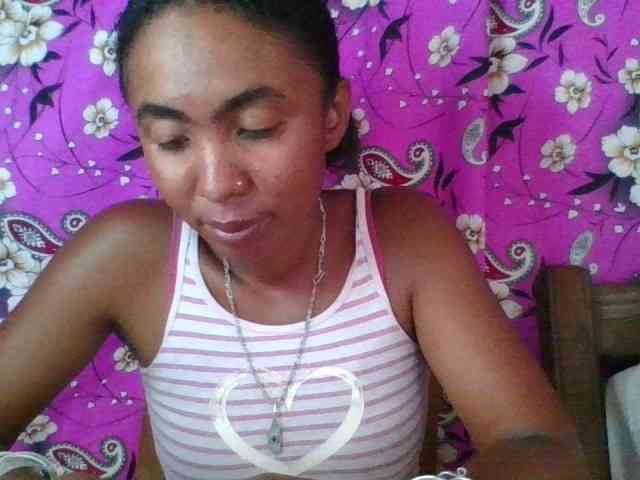 LatishaForYou webcam