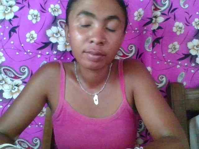 LatishaForYou webcam