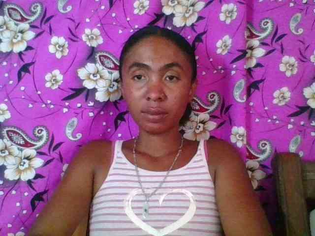 LatishaForYou webcam