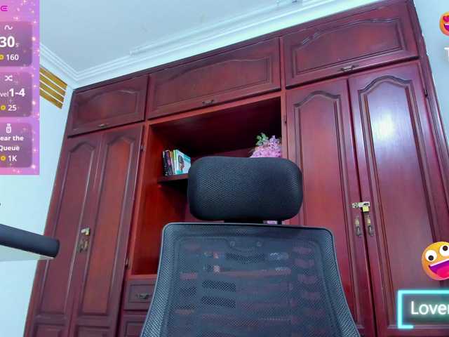 ValkiriaContee from BongaCams is Freechat